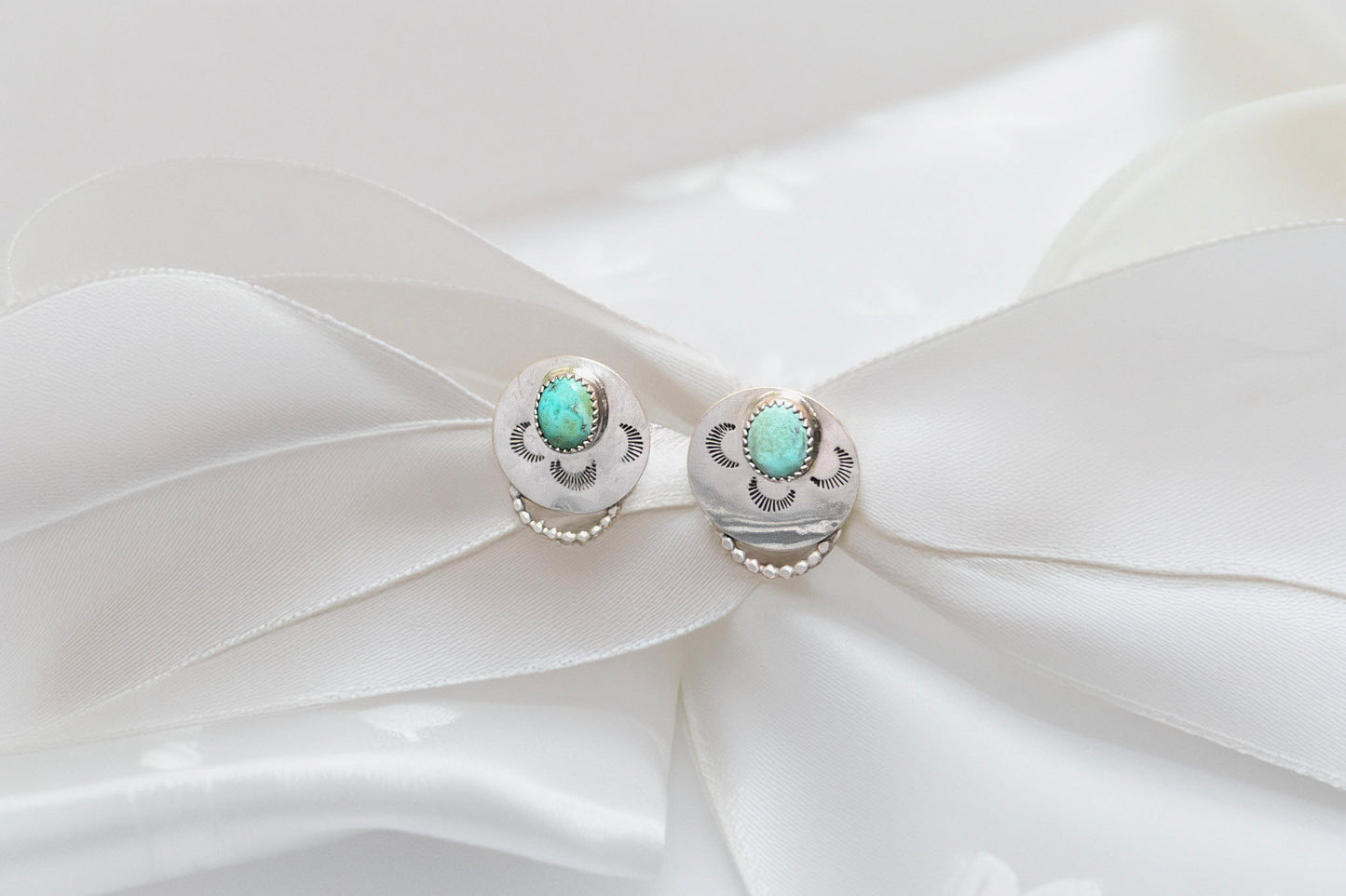Salty Wind Stud Earrings